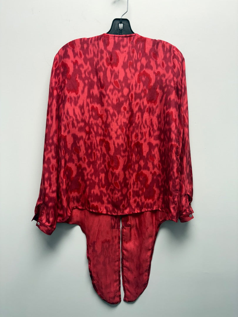 Brochu Walker, Red+, Top, Medium