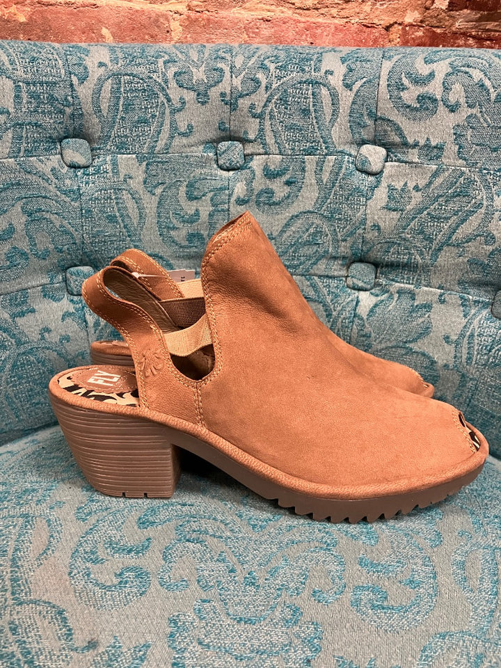 fly london, tan, clog, 7.5