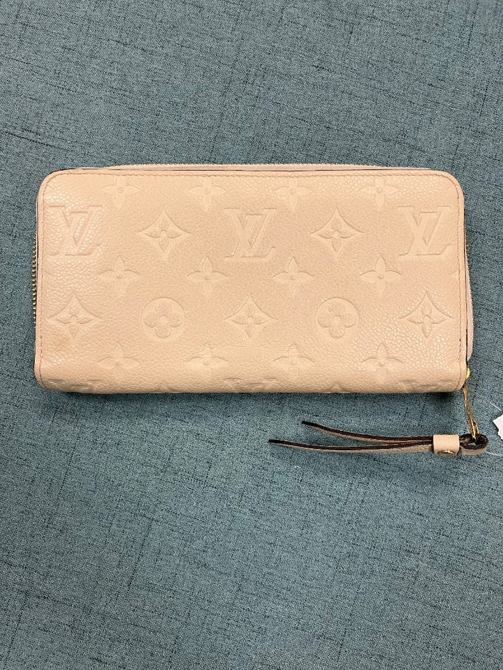 Louis Vuitton, Ivory, wallet, Medium