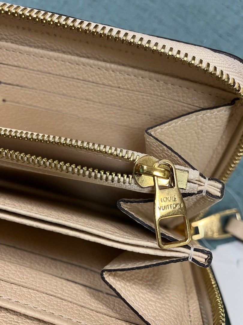 Louis Vuitton, Ivory, wallet, Medium