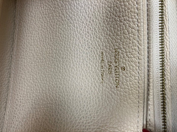 Louis Vuitton, Ivory, wallet, Medium