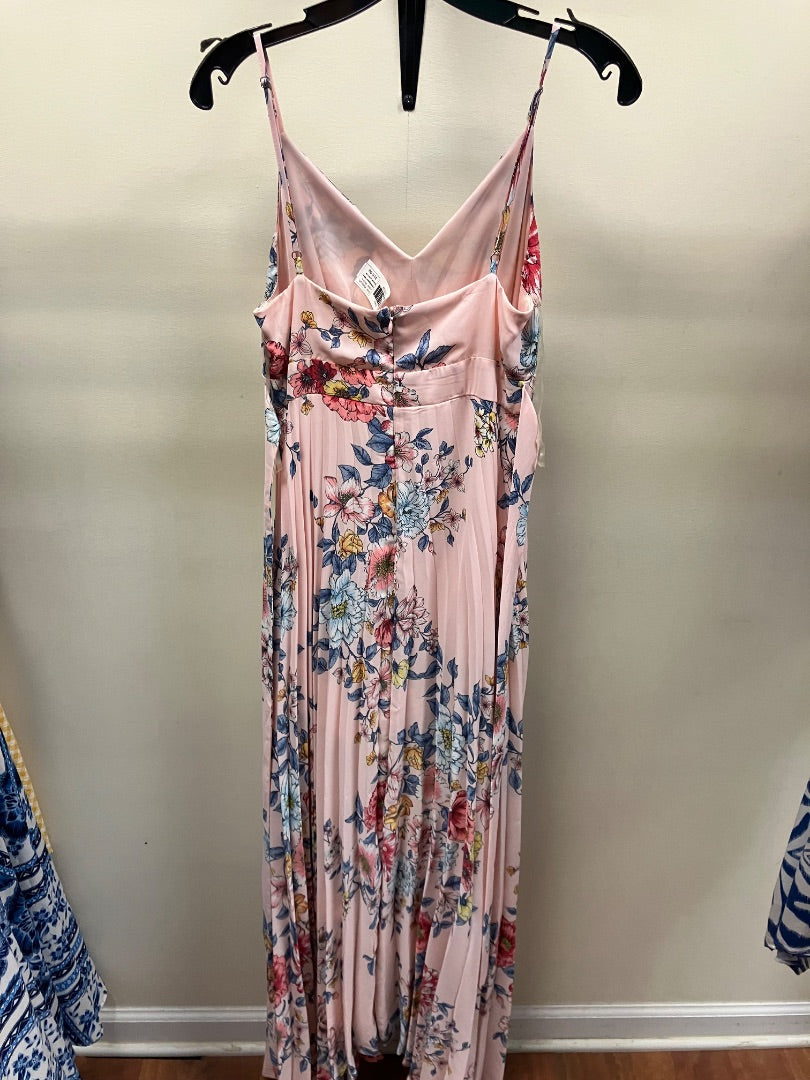 clover shape, Pink+, dress, Medium
