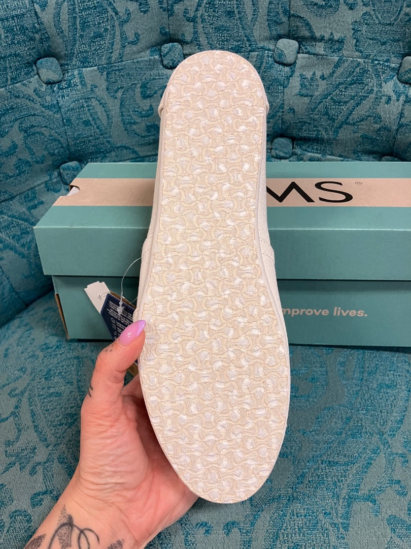 Toms, White, flat, 9.5