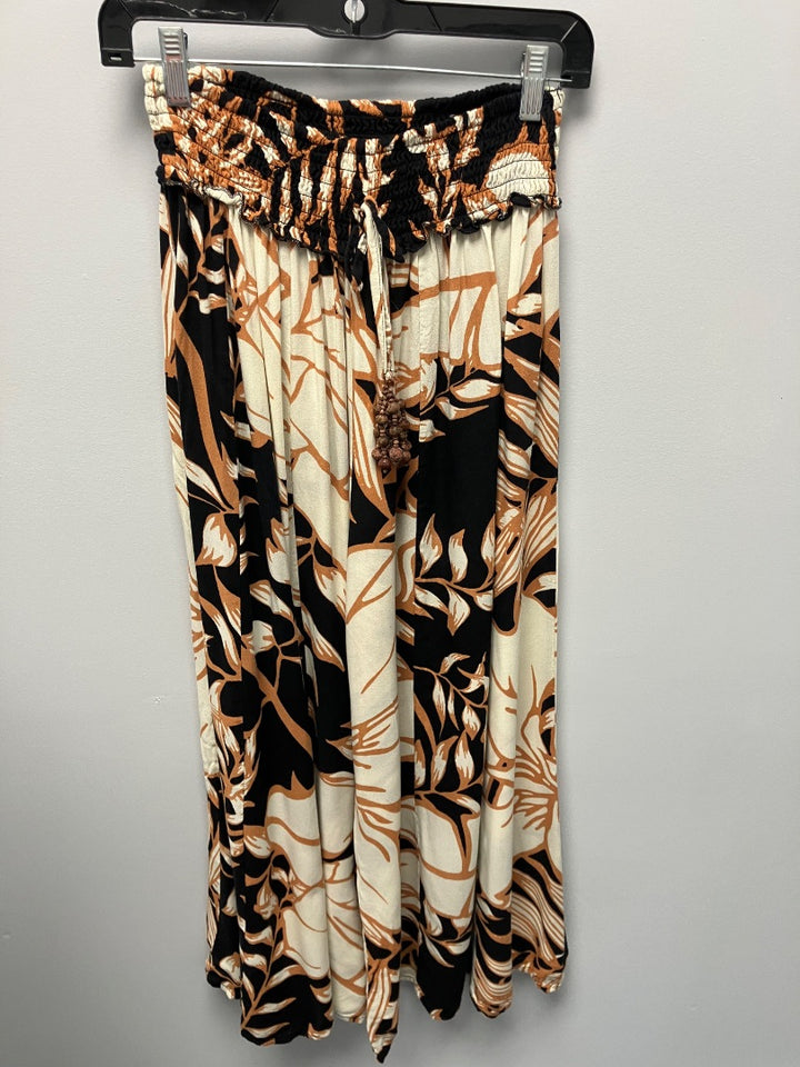 true destination, Tan+, pant, Medium