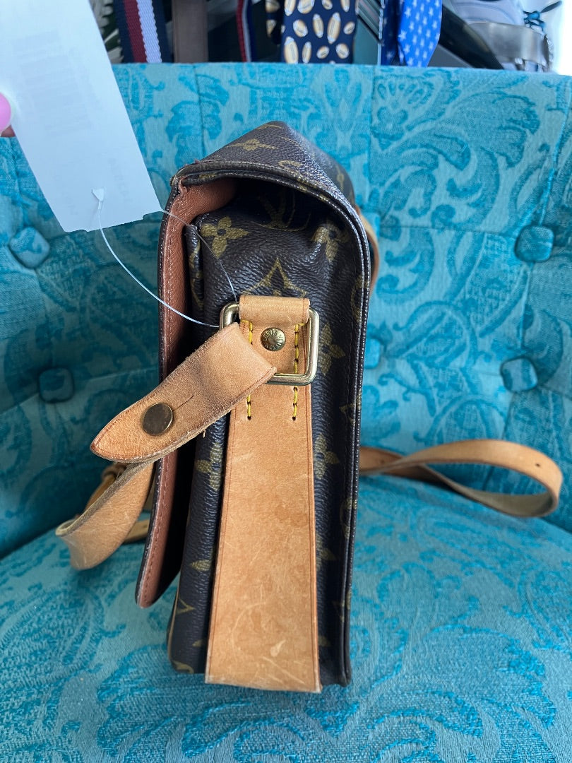 Louis Vuitton, Brown, Handbag, Medium