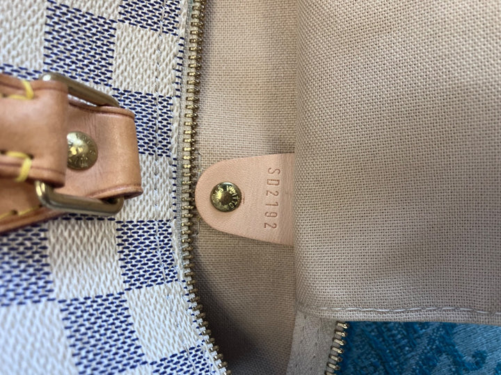 Louis Vuitton, Grey+, Handbag, 30