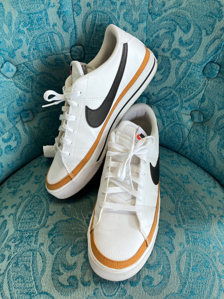 nike, White+, Mens-Sneaker, 9.5