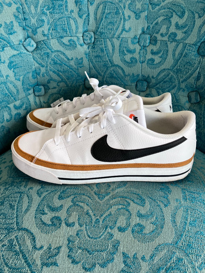 nike, White+, Mens-Sneaker, 9.5