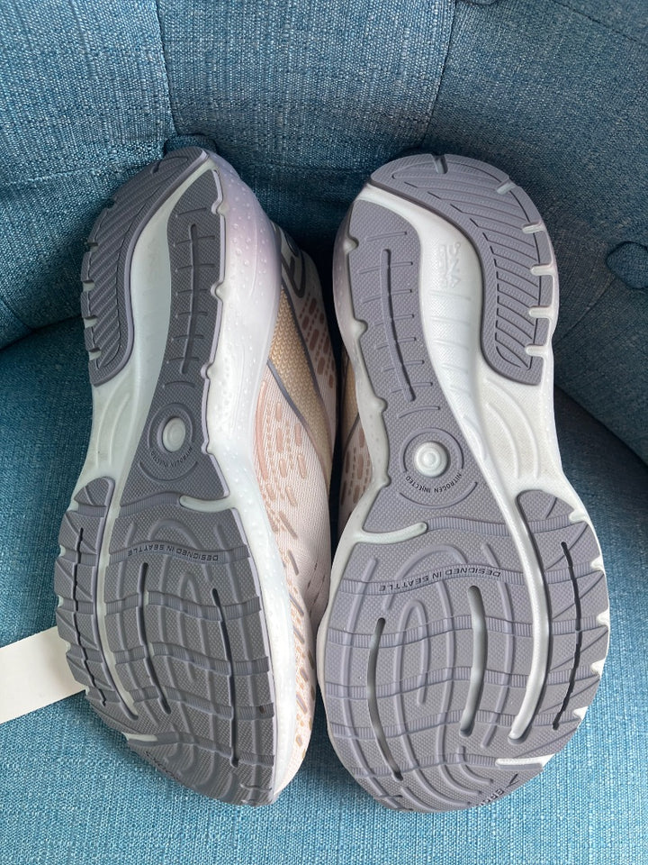 Brooks, Pink+, sneaker, 8