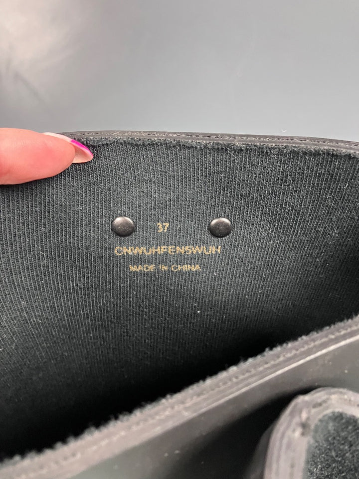 Burberry, Black+, boot, 7