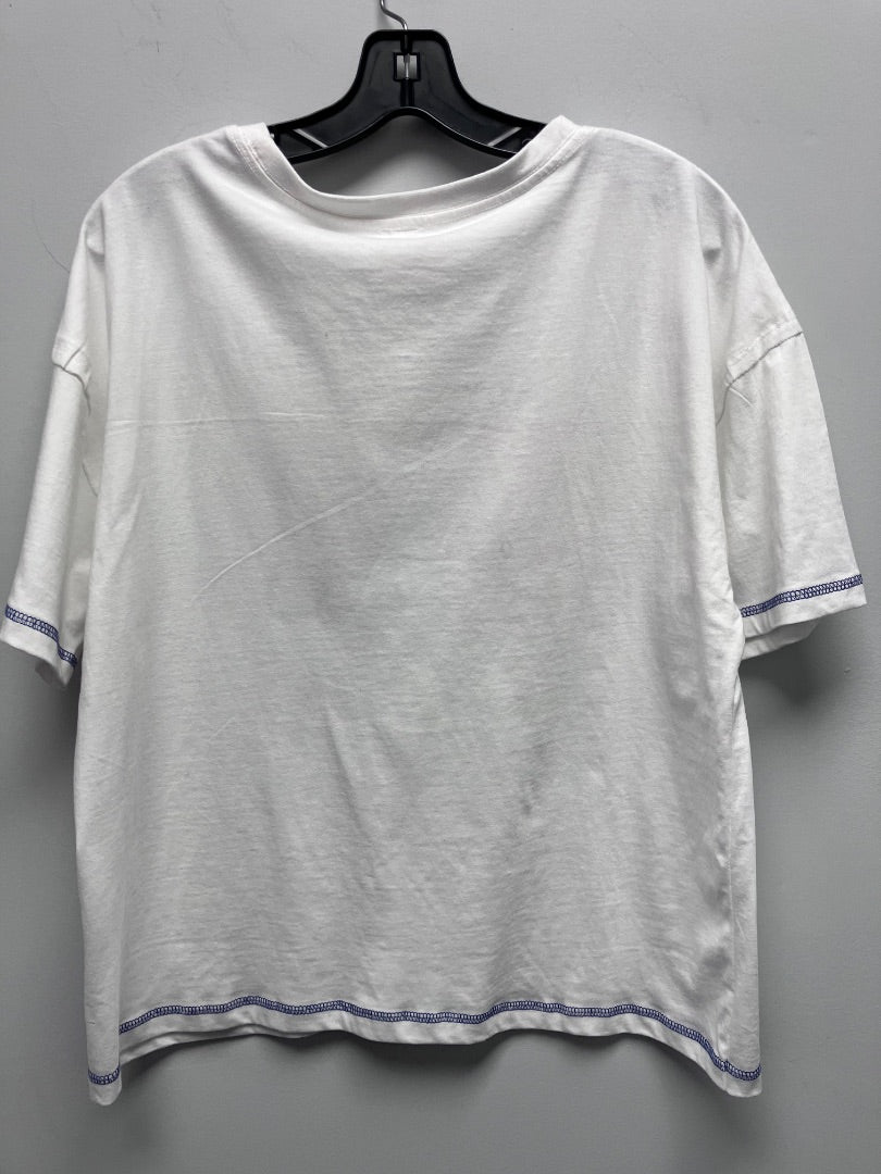 messy bun, White+, Top, Large