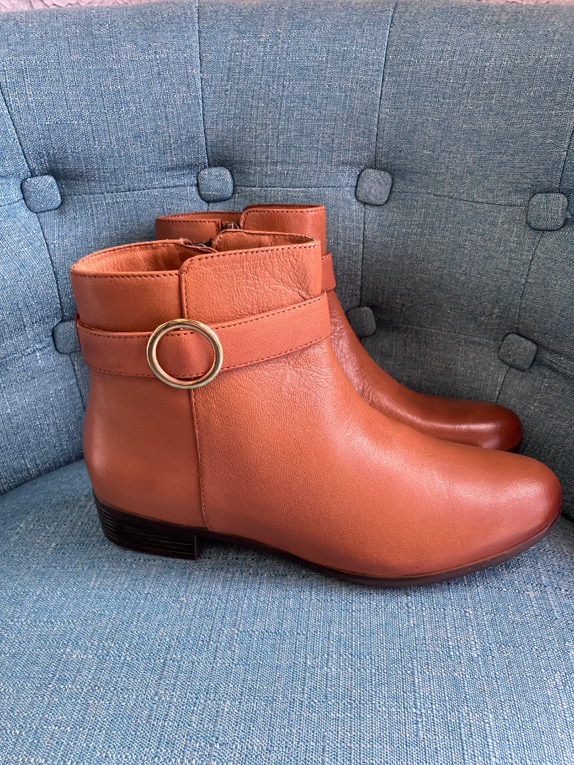 trotters, brown, boot, 8