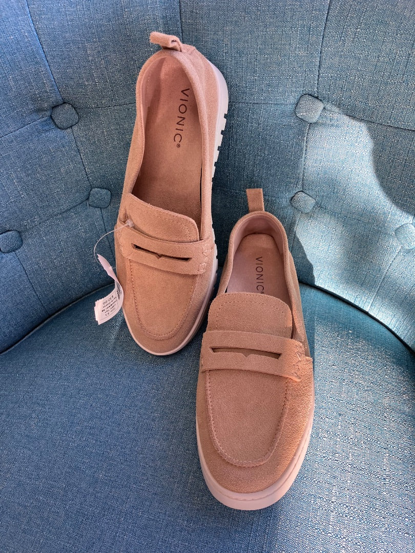 vionic, tan, flat, 9.5