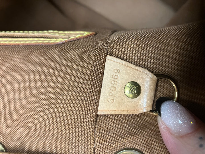 brown Louis Vuitton Handbag, Medium