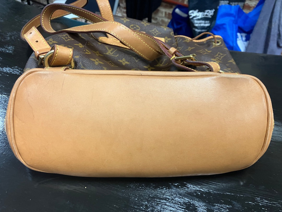 brown Louis Vuitton Handbag, Medium
