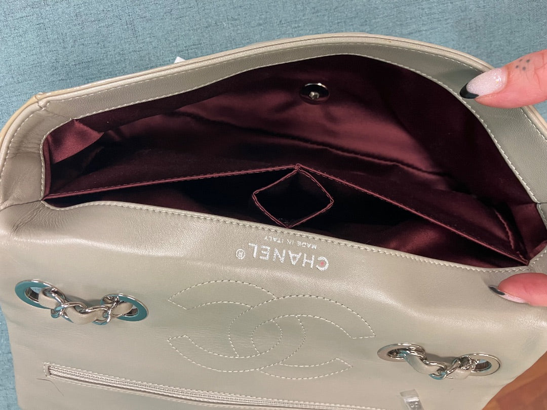 tan Chanel Handbag, Medium