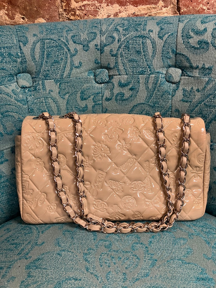 tan Chanel Handbag, Medium