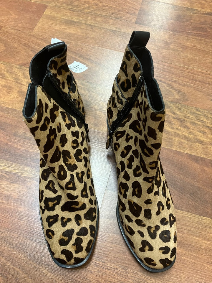 Brown+ cole haan boot, 8