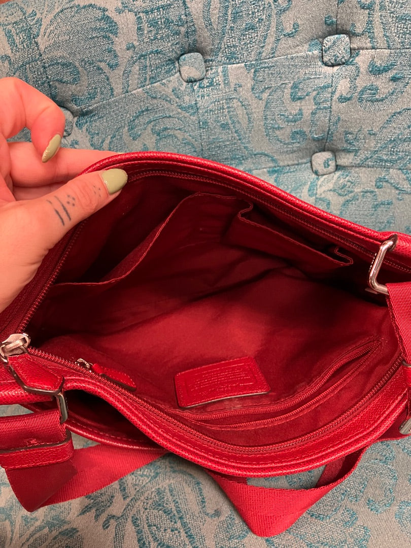 Red+ Coach Handbag, Medium