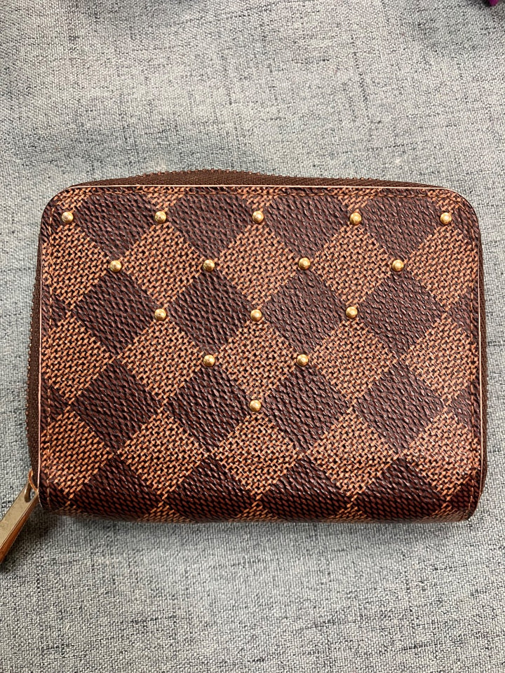 Brown Louis Vuitton wallet, Small