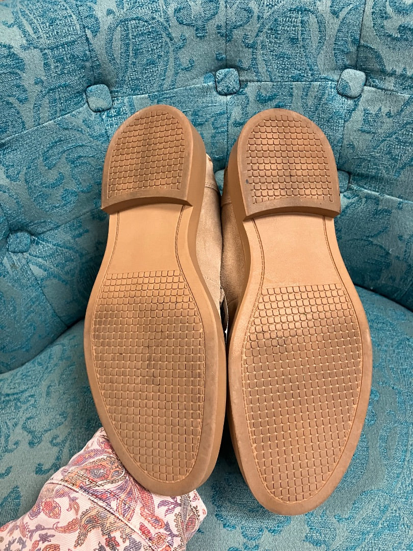 Tan steve madden flat, 7.5