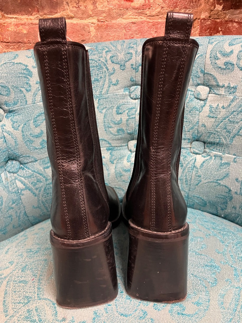 Black asos boot, 7.5