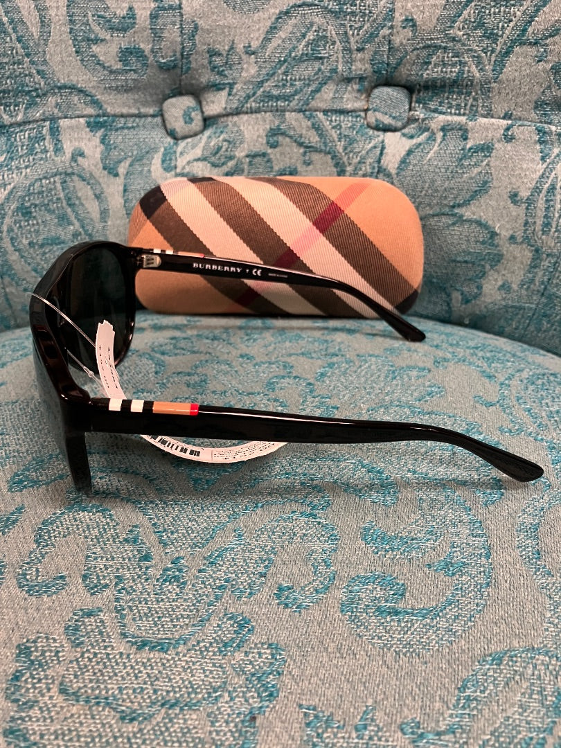 Black Burberry sunglasses, Medium
