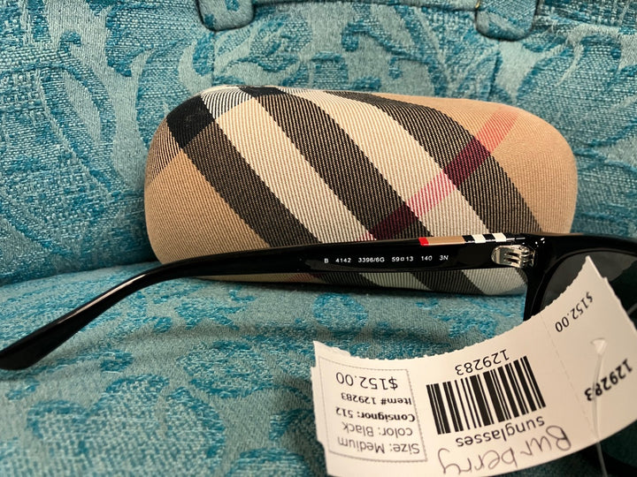 Black Burberry sunglasses, Medium