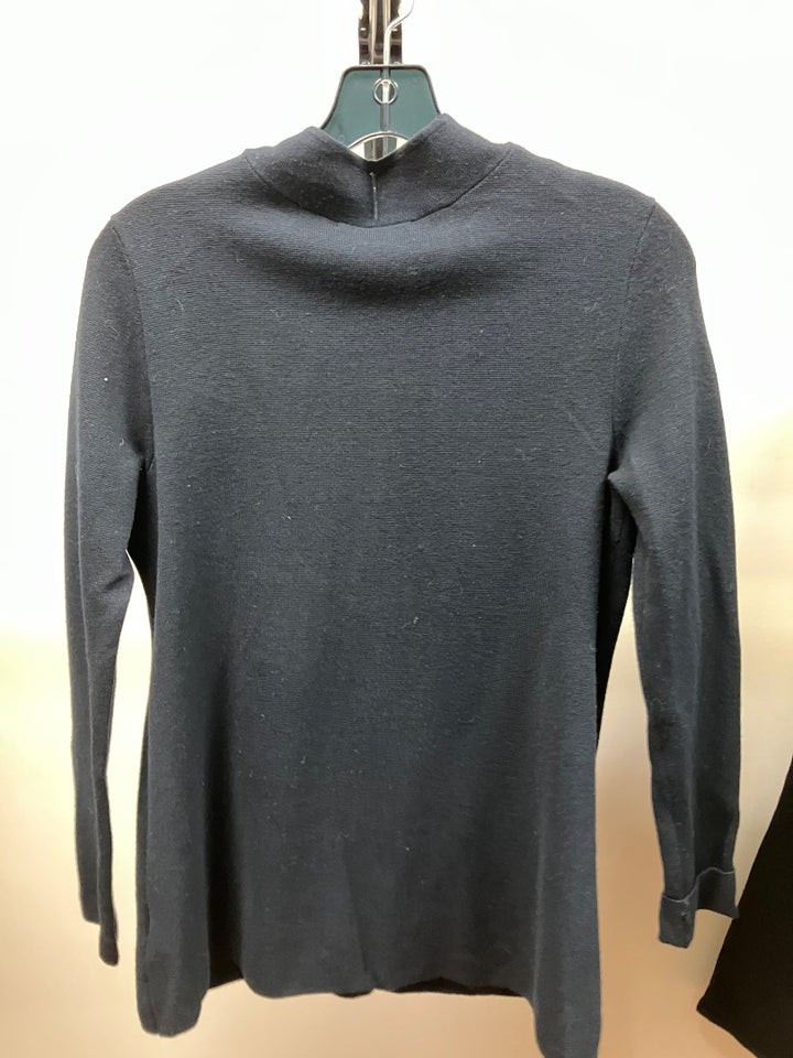 Black charter club outerwear, Small