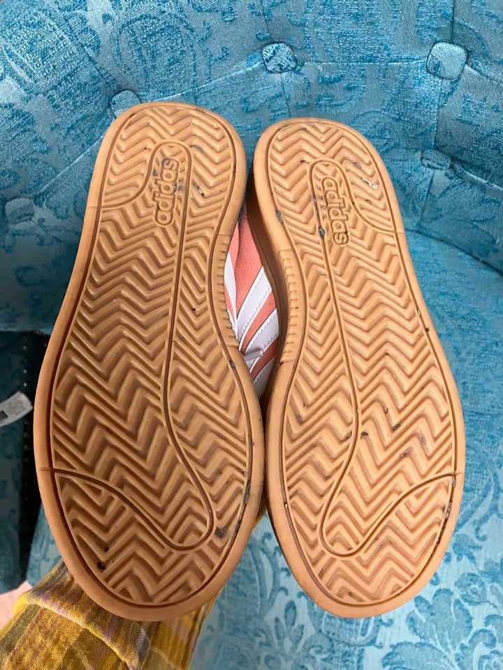 Coral adidas sneaker, 6.5