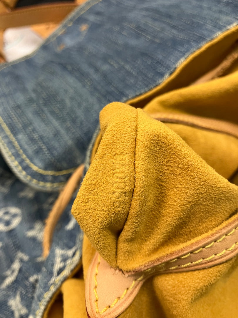 Blue+ Louis Vuitton bookbag, Medium