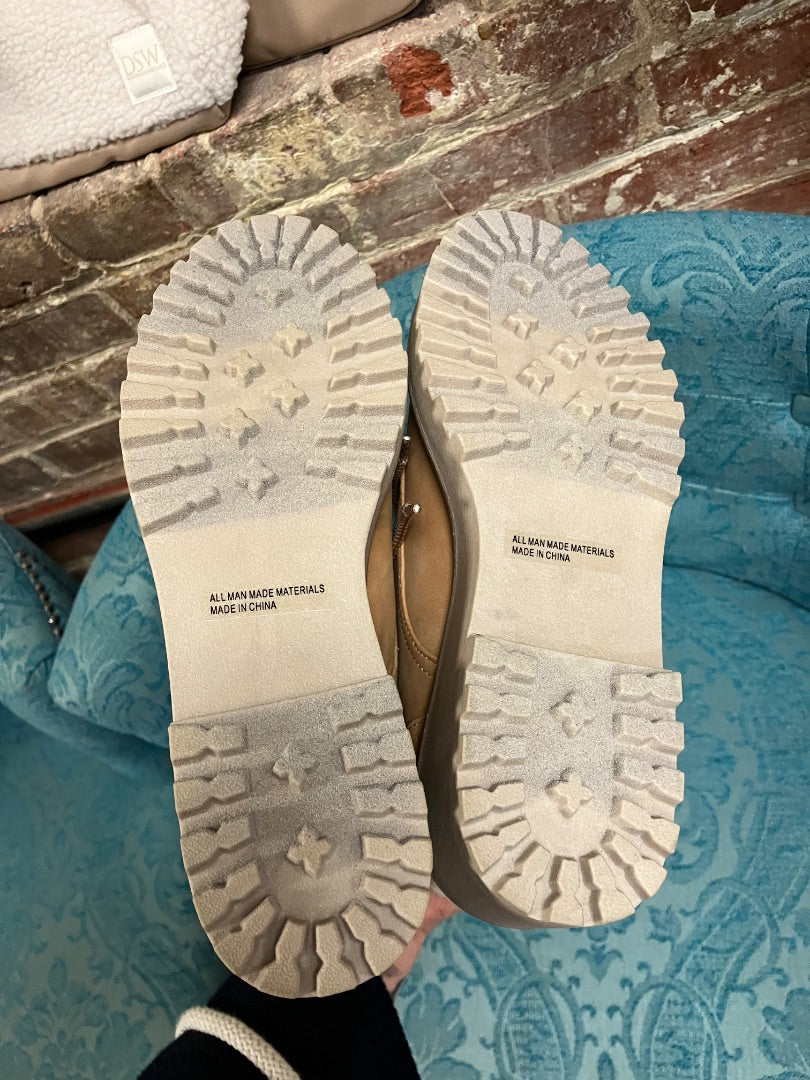 tan Dolce vita boot, 9