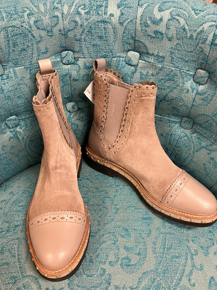 Tan free ppl boot, 8.5