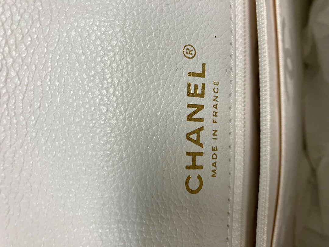 white+ Chanel Handbag, Medium