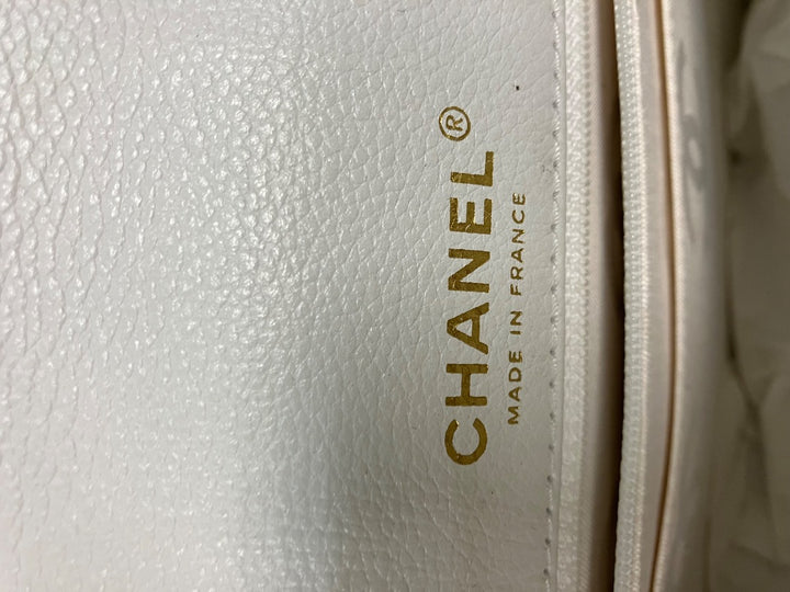 white+ Chanel Handbag, Medium