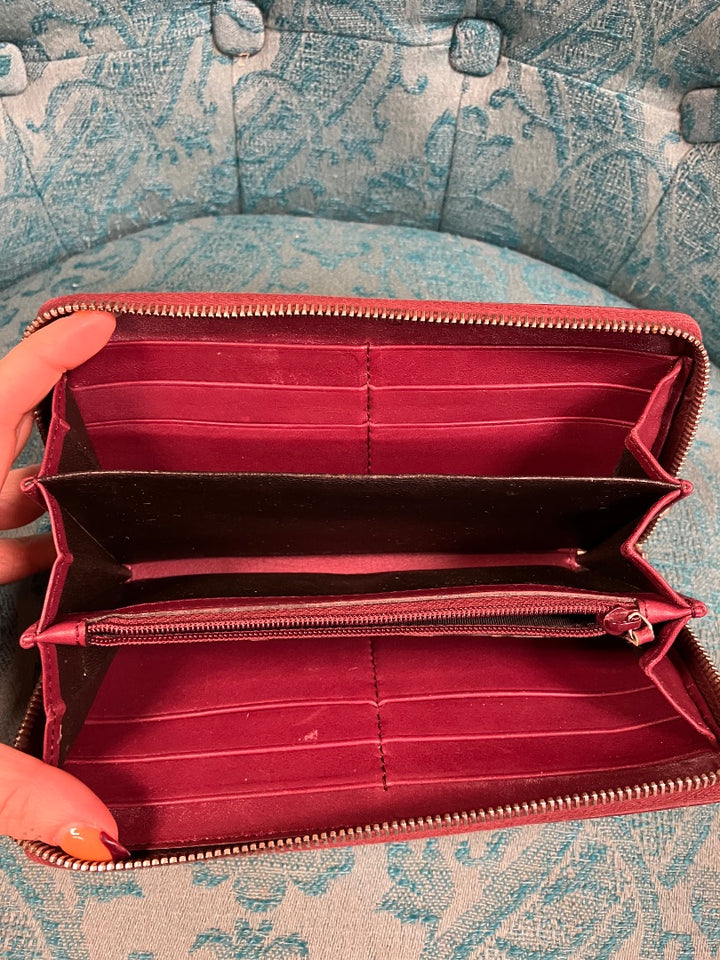Burgundy Gucci wallet, Medium