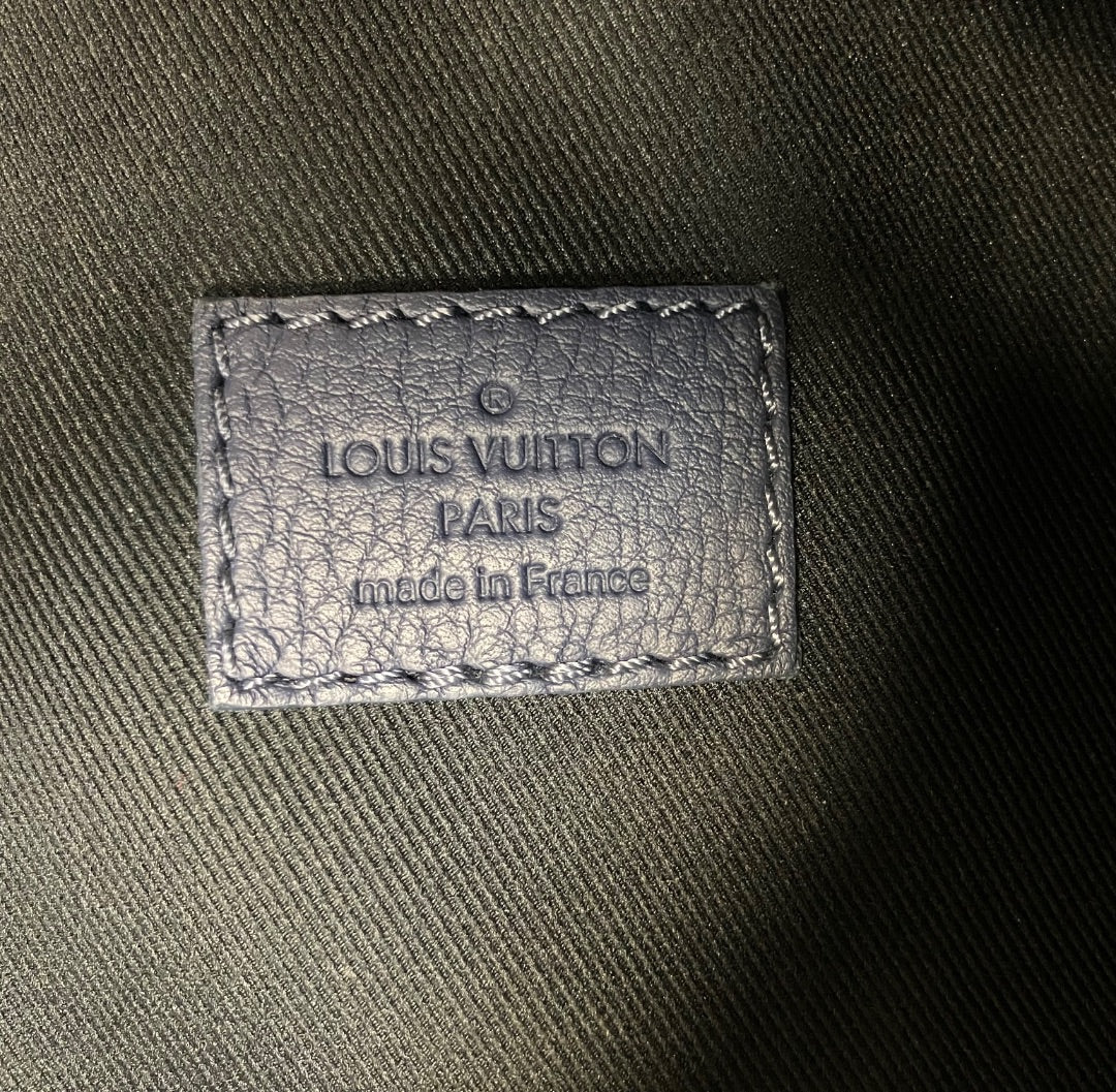 Blue+ Louis Vuitton Sling, Medium