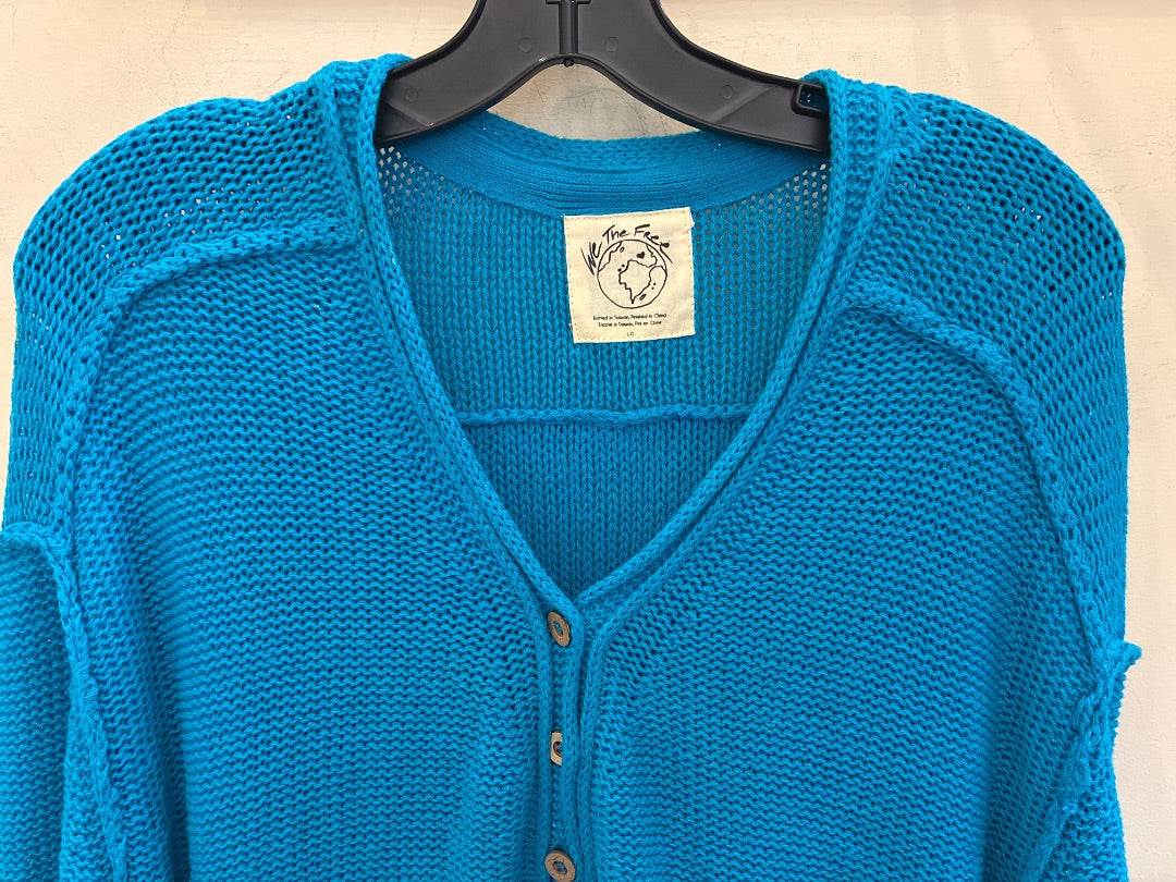 Blue we the free Top, Large