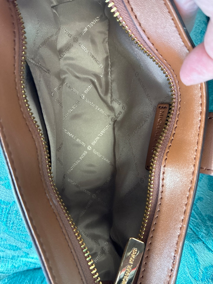 Michael Kors Carmen Brown+ Shoulder Bag XS