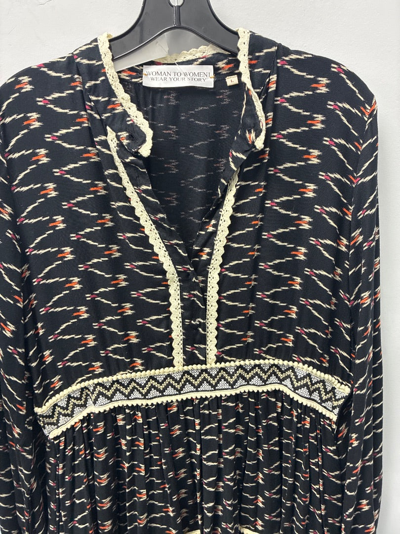 women to women, Black+, dress, Large