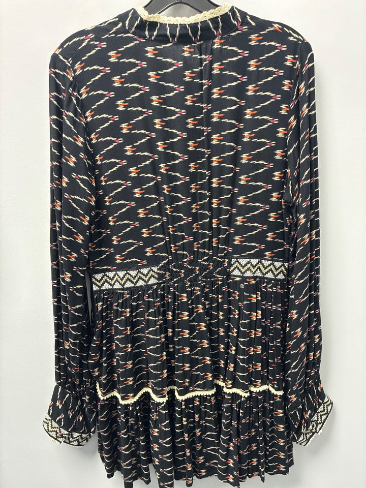 women to women, Black+, dress, Large
