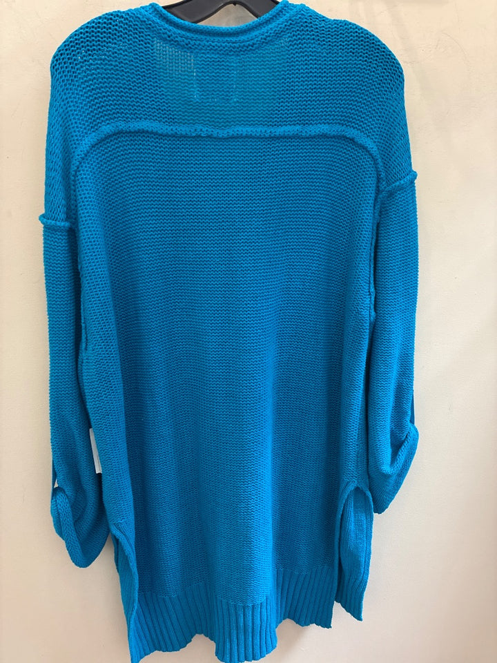 Blue we the free Top, Large