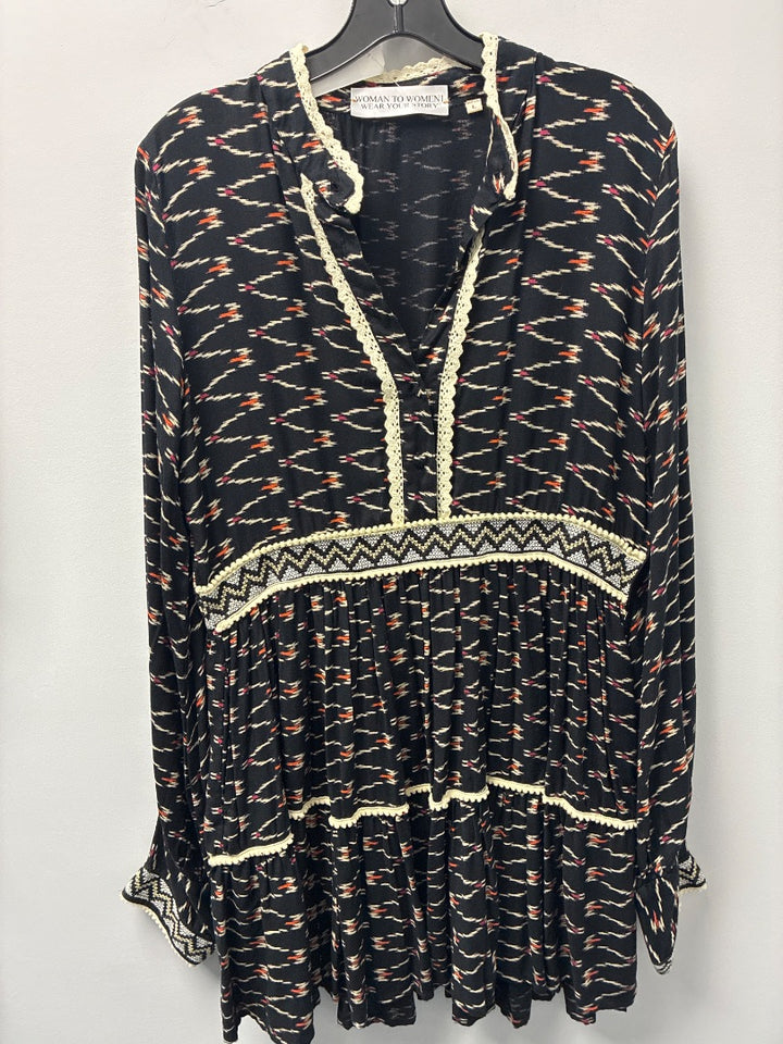 women to women, Black+, dress, Large