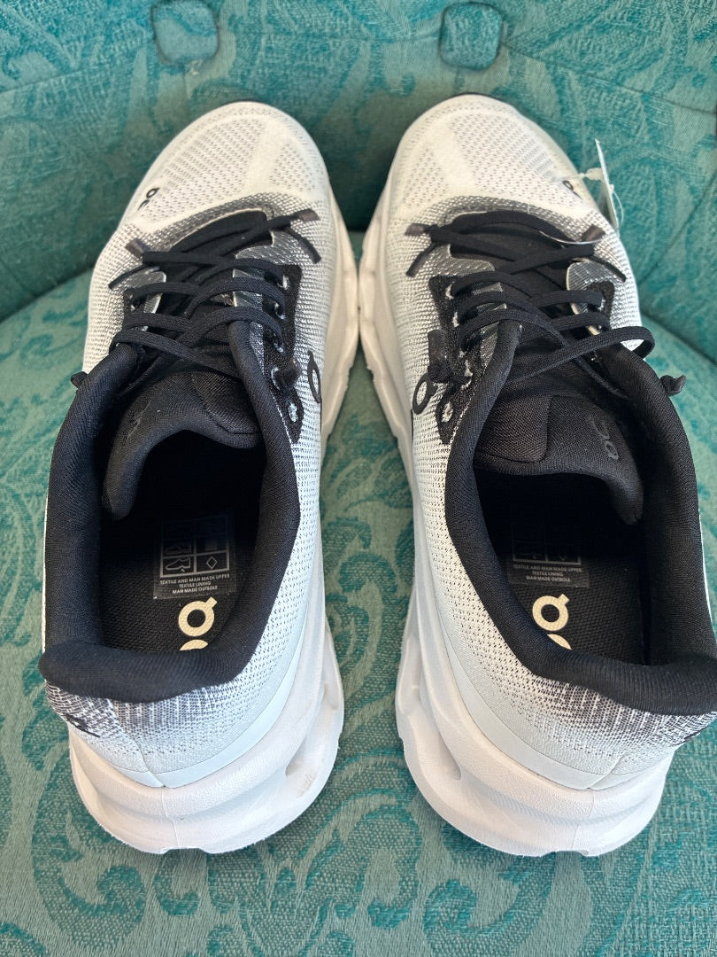 on cloud, White+, sneaker, 8